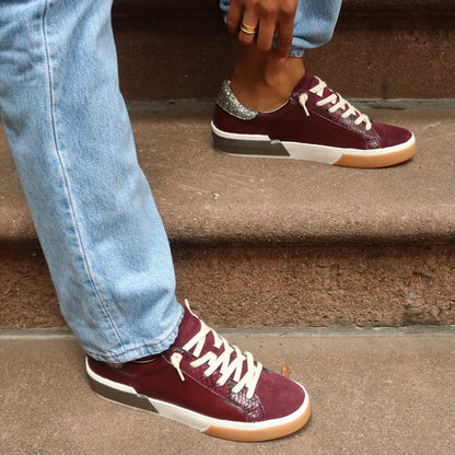 ZINA SNEAKERS BURGUNDY CRINKLE PATENT