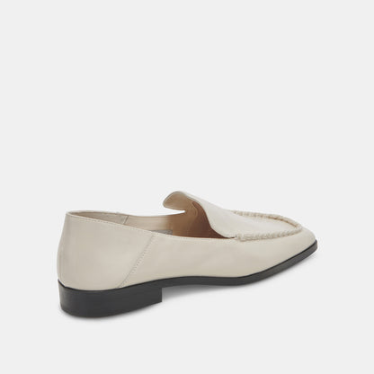 BENY FLATS IVORY CRINKLE PATENT