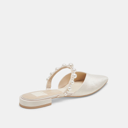 KANIKA PEARL FLATS VANILLA PEARLS