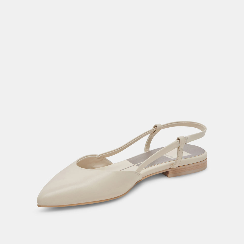 NARAH FLATS IVORY LEATHER – Dolce Vita