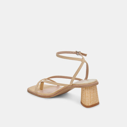 BANITA WIDE SANDALS LT NATURAL RAFFIA