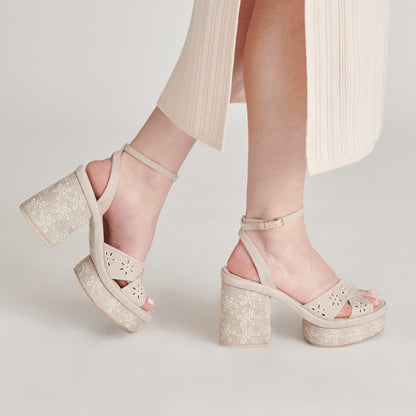 LAISHA HEELS ALMOND FLORAL EYELET