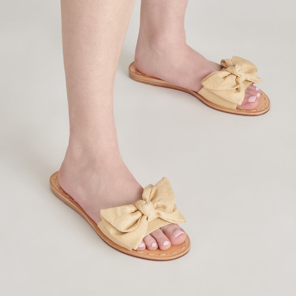 DARSEY SANDALS LT NATURAL RAFFIA – Dolce Vita