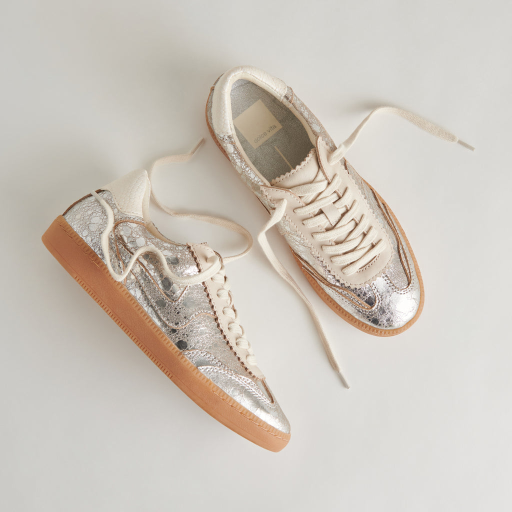 NOTICE SNEAKERS SILVER DISTRESSED LEATHER – Dolce Vita