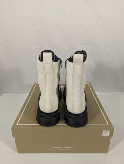 OFF WHITE LEATHER / 8 / V099_Fillogic_103303