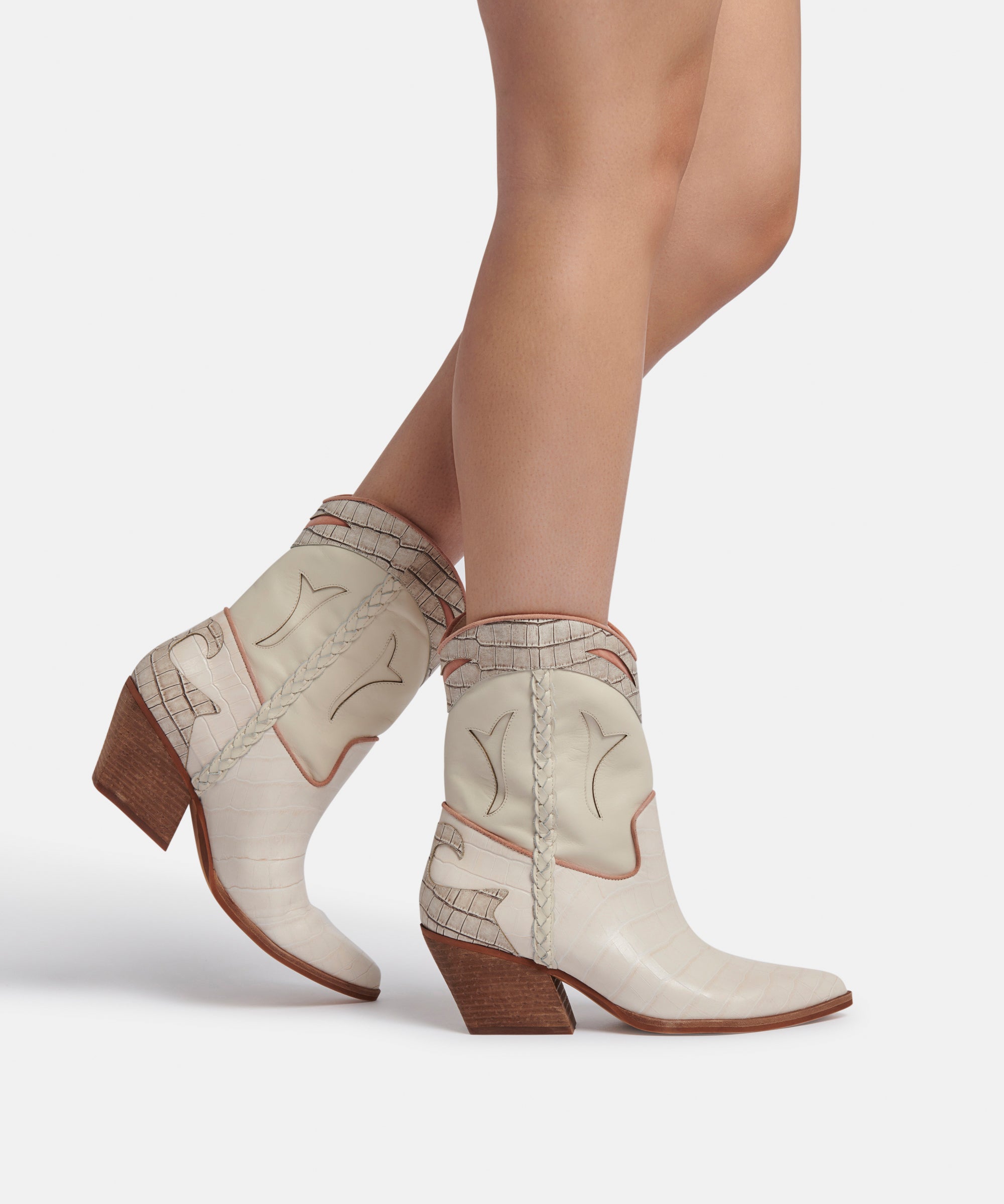 LORAL BOOTIES IVORY LEATHER – Dolce Vita