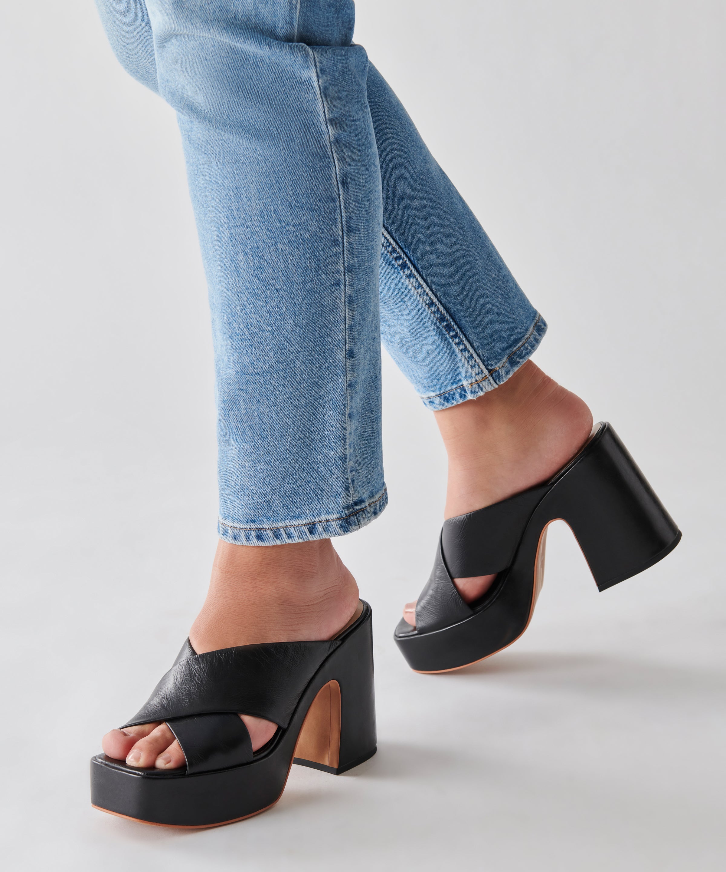 Wonders deals open toe heels