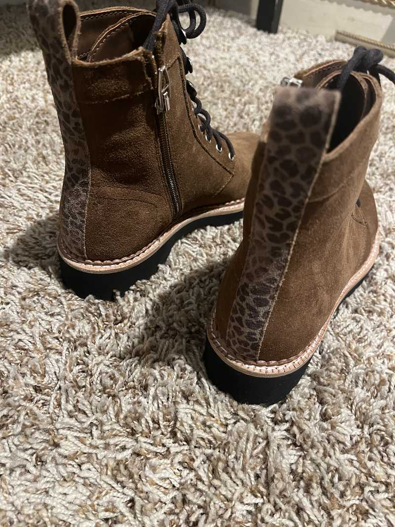 AVENA BOOTS DK BROWN SUEDE - re:vita